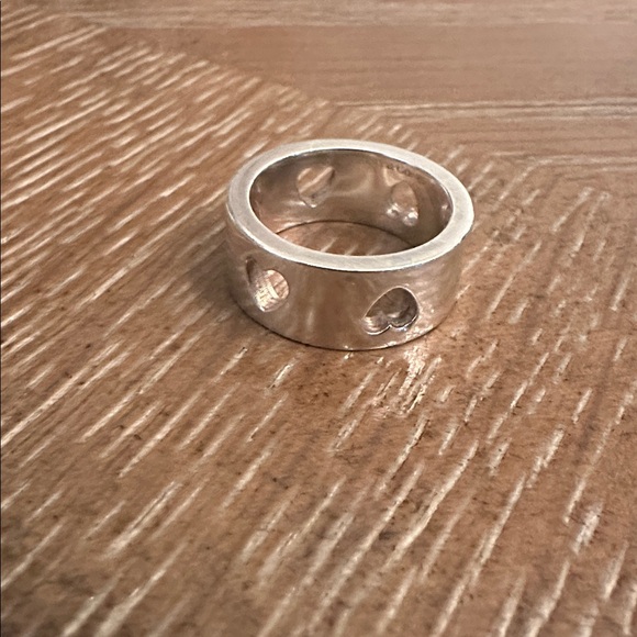 Tiffany & Co. Vintage 925 Silver Heart Stencil Cut-Out Band Ring - Approx. 6 🤍 - Picture 6 of 14